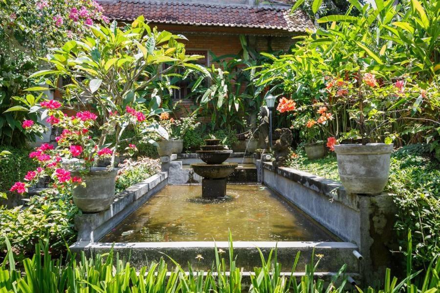 Hotel White House Ubud Exteriér fotografie